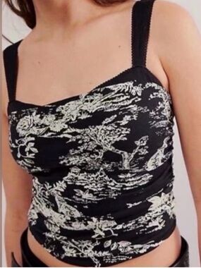Free People Women's Two Tone Black/White Print Tank Top Size M